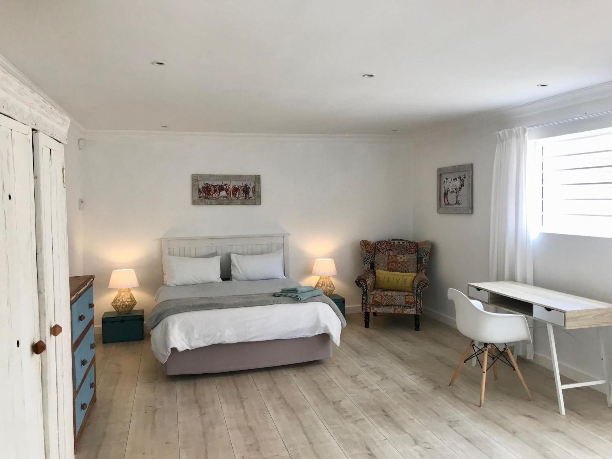 Sunset Beach Living Guesthouse Kaapstad Buitenkant foto